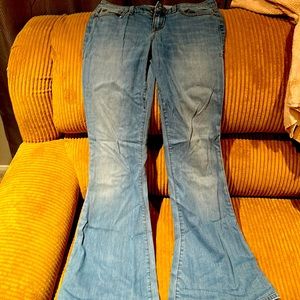 Level 99 Dahlia Flare Jeans - Size 27